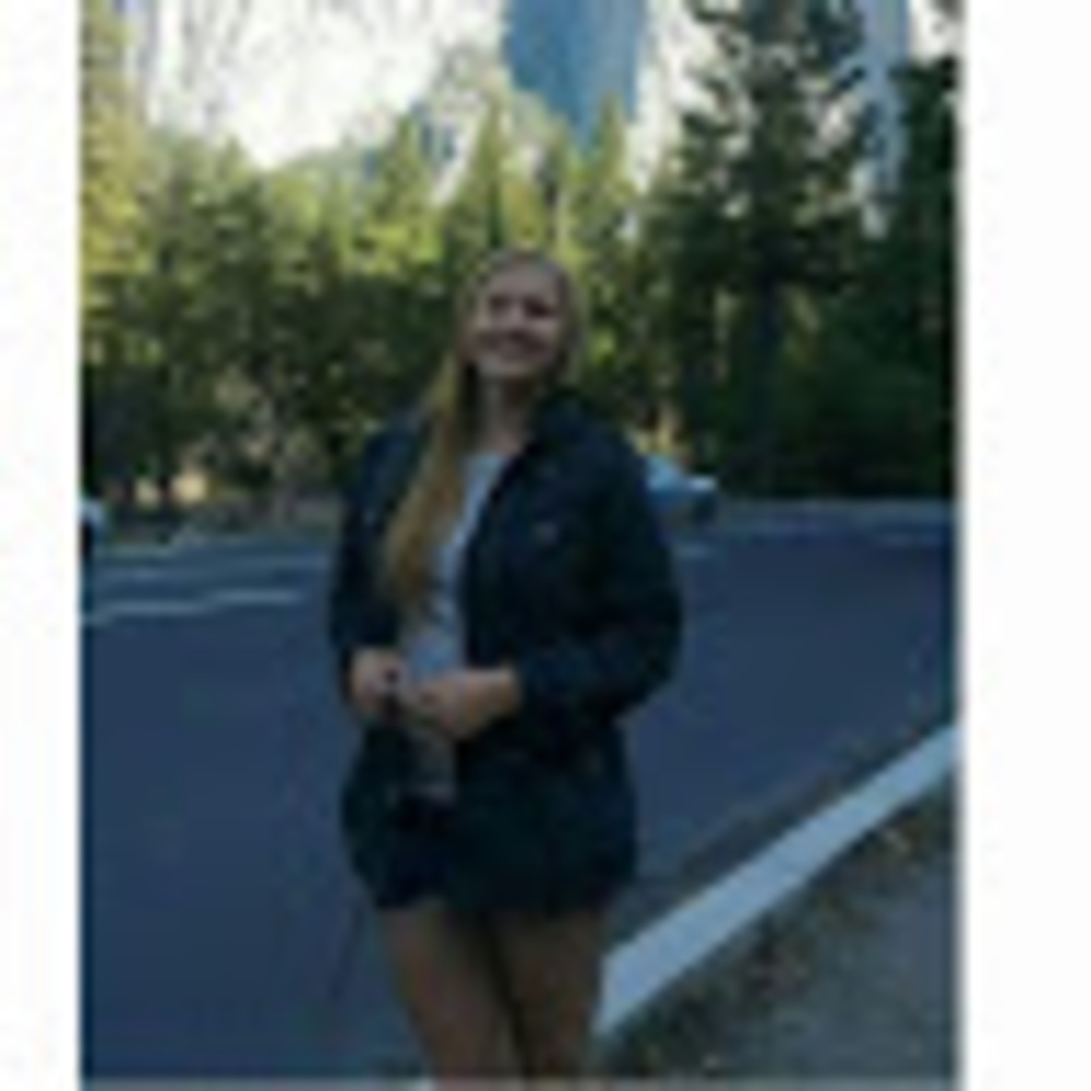 Meet your Posher, Caitlyn